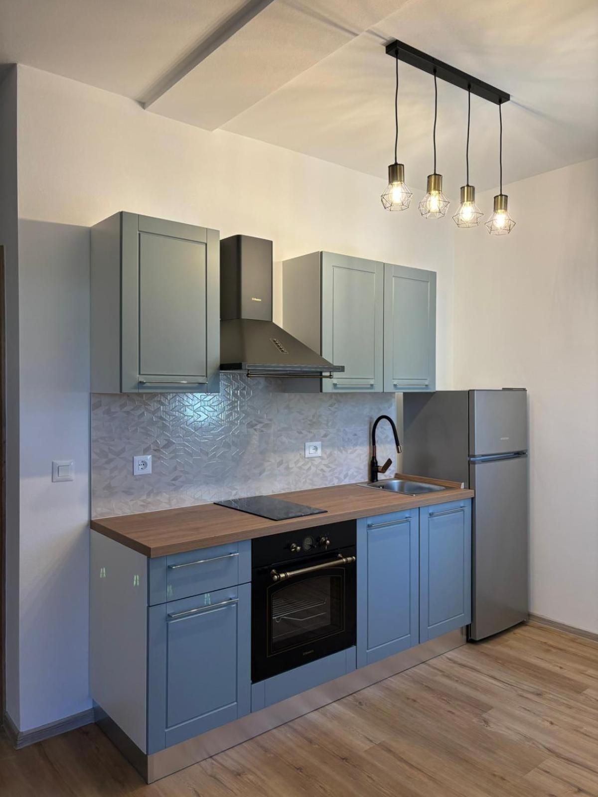 Apartment And Room Marlen Ровиньско село Экстерьер фото